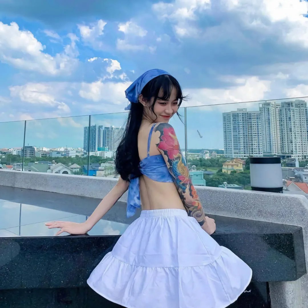 小鬼爱神驹